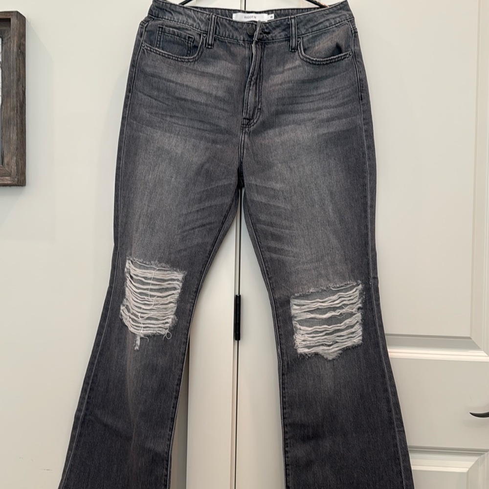 Basicallyy brand new jeans